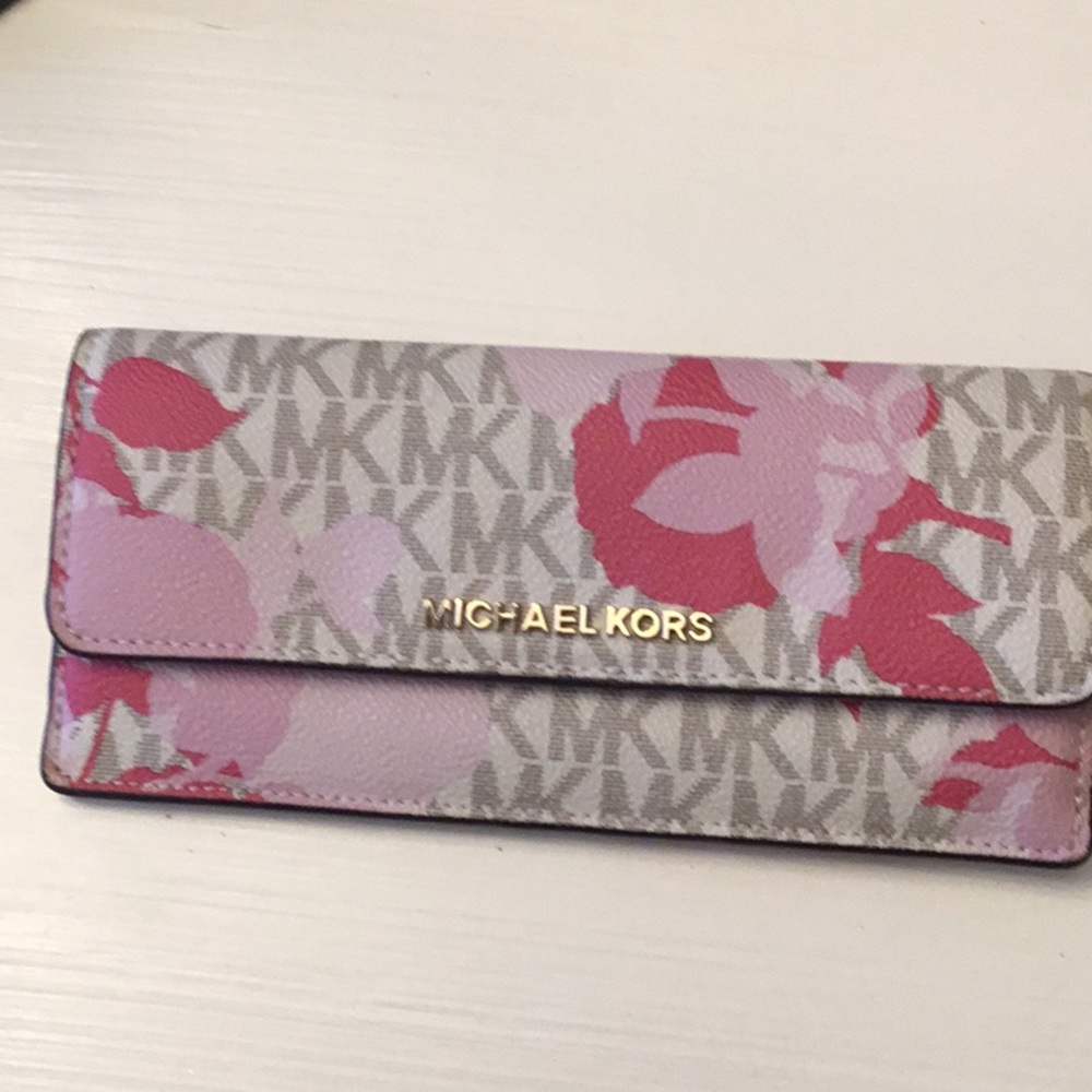 Michael Kors wallet
